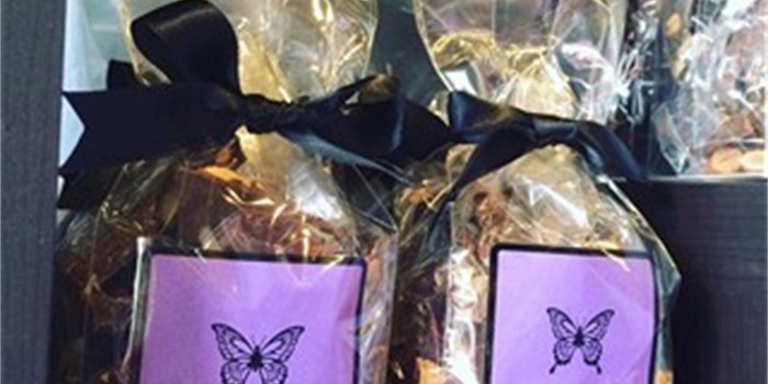 gift_bags_of_chocolate_bark